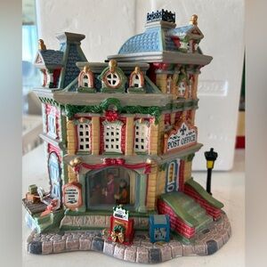 Lemax Caddington Village Collection Lighted Post Office With Box